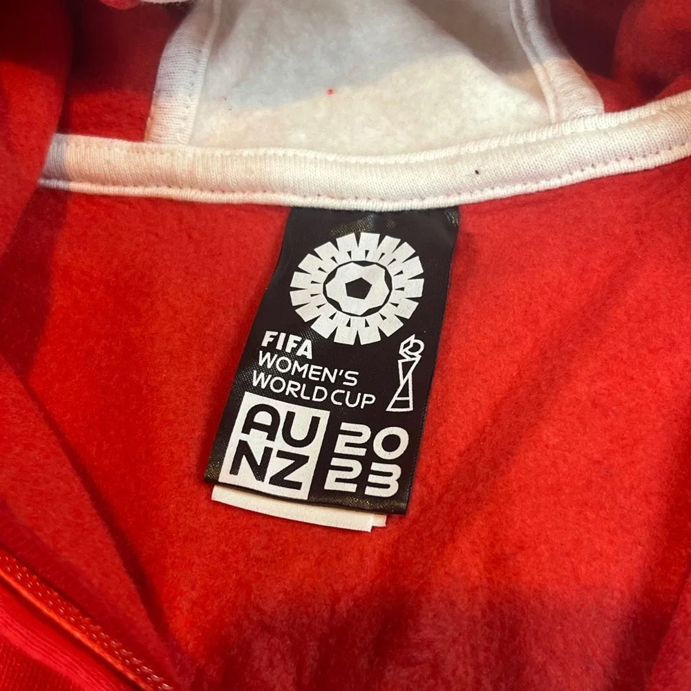 FIFA Womens World Cup 2023 Canada Hoodie Red Full Zip Youth Large 14/16 NWT